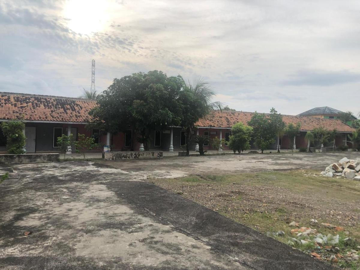 Hotel Arjuna Baturaja  Εξωτερικό φωτογραφία